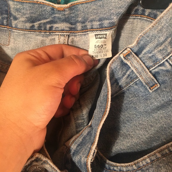 Distressed denim Levi jeans - Picture 4 of 7